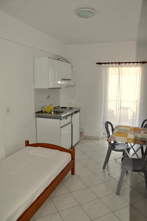 Apartments Stavroula Ηospitality Vrasná Habitación foto